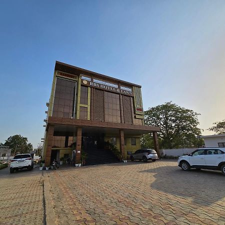 Rbs Hotel And Lawn Ayodhya Exterior photo